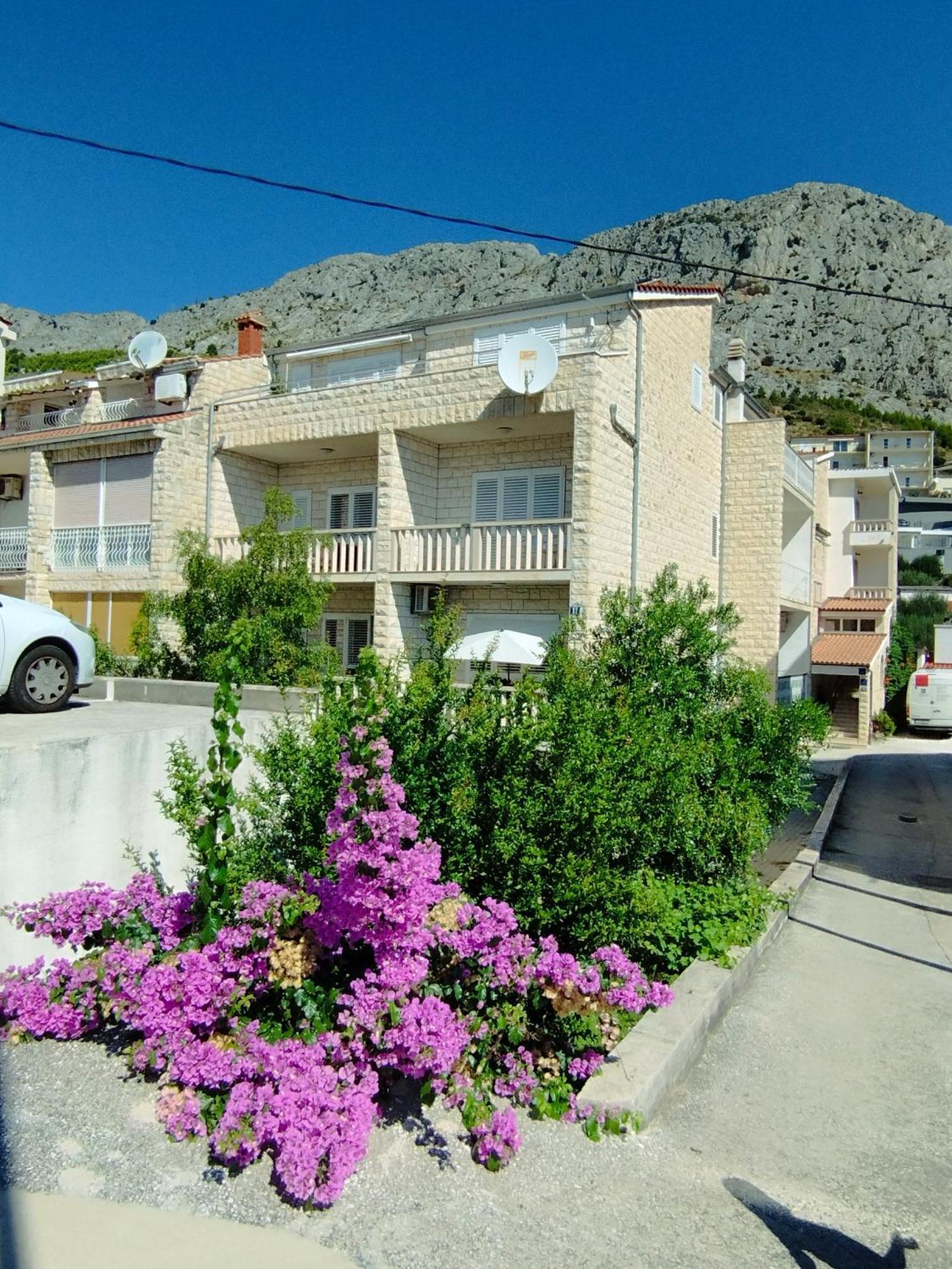 Ferienwohnung Am Sandstrand Omis Luaran gambar